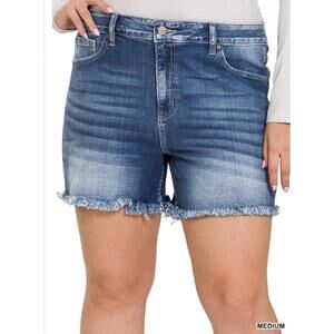 Zenana NWT High Waisted Raw Hem Denim Jean Shorts Pockets Size 3X Stretch